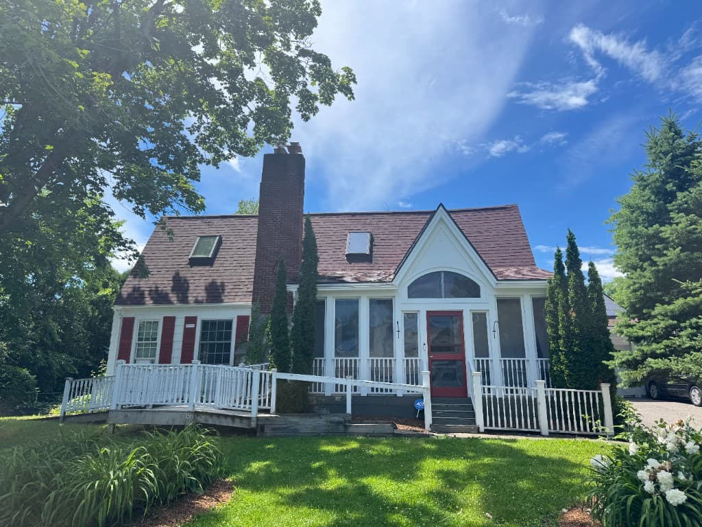 VelocityMaid Vermont vacation rental exterior in Middlebury